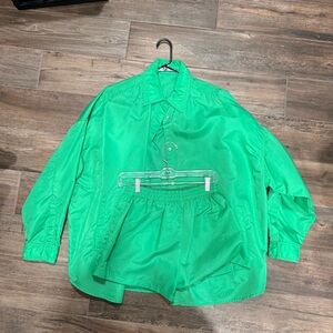 THE FRANKIE SHOP
Perla shirt jacket and shorts set